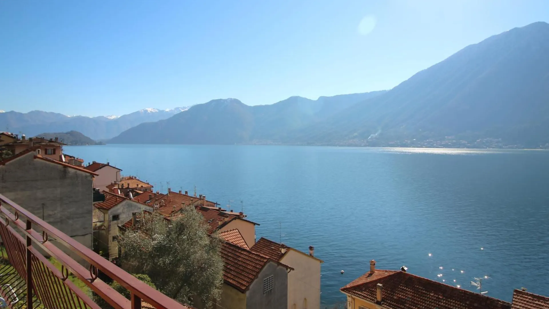 Bella Lake View Colonno Italy