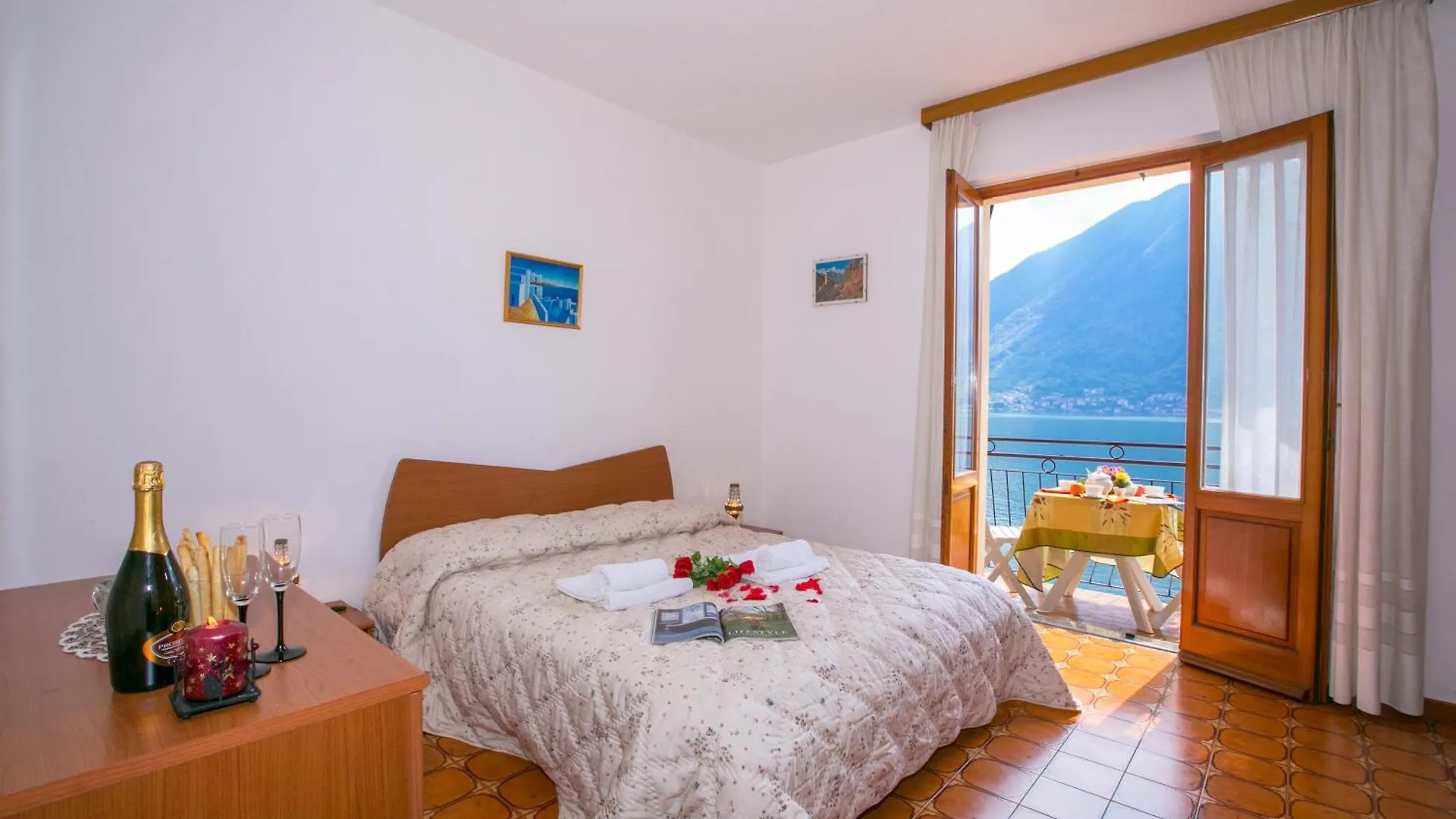 Bella Lake View Colonno Apartment