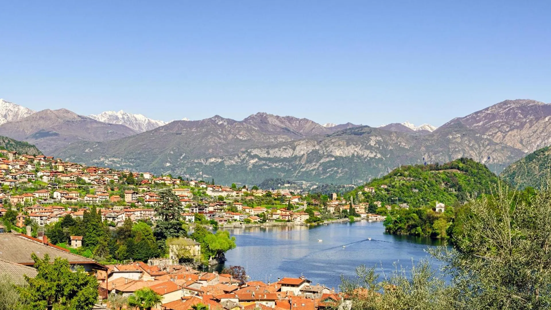 Bella Lake View Colonno