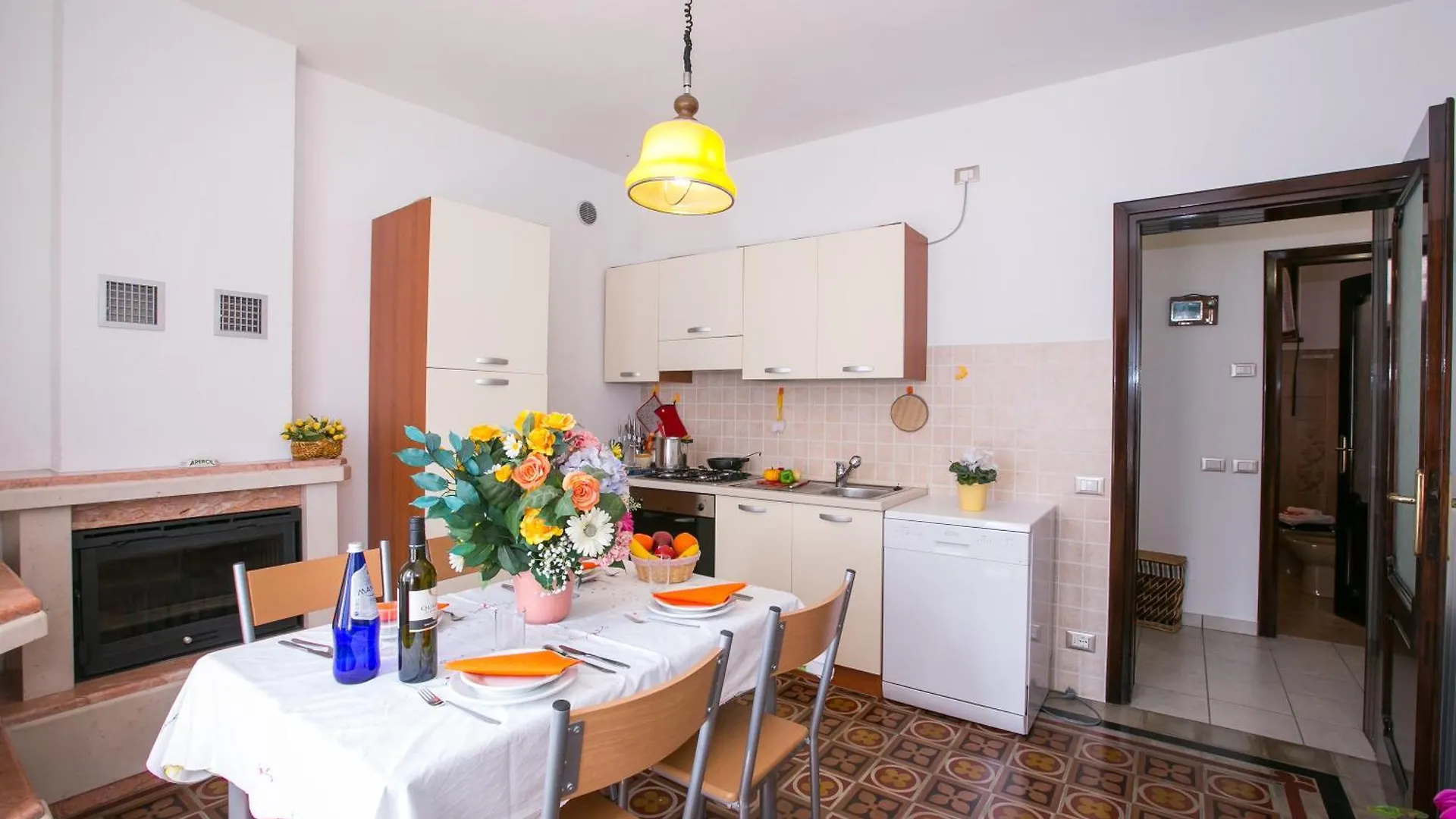 Bella Lake View Colonno Апартаменты